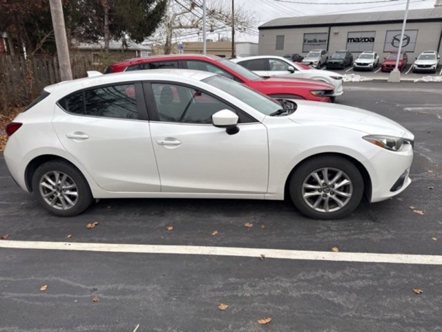 Used 2014 MAZDA MAZDA3 i Touring w/ Technology Package image 5