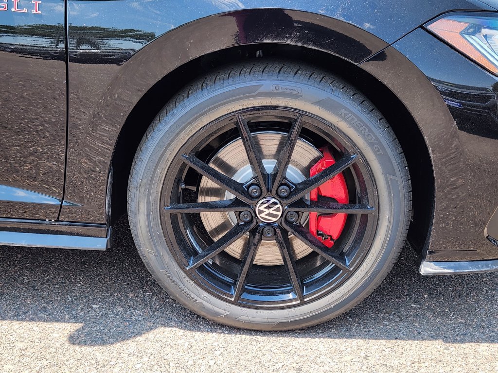 New 2026 Volkswagen Jetta GLI Autobahn FWD image 10