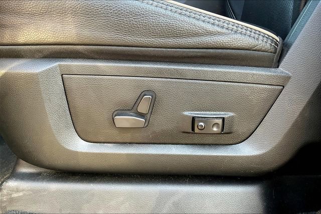 Used 2023 RAM 2500 Limited image 31