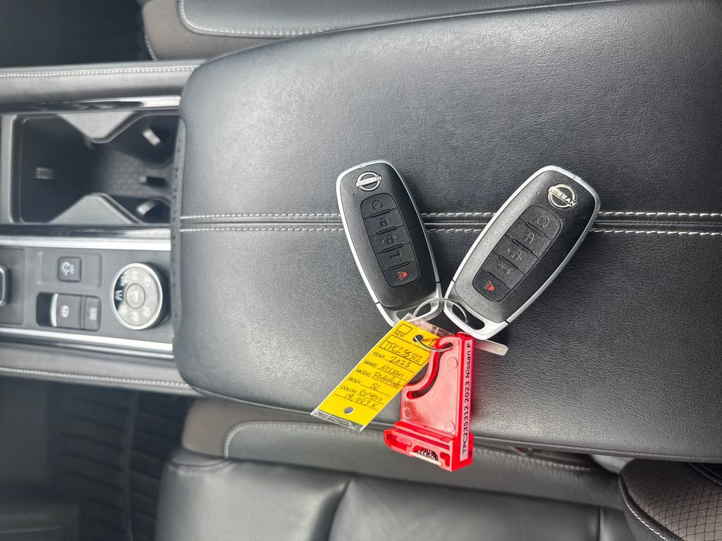 Used 2023 Nissan Pathfinder SL w/ SL Premium Package AWD/4WD image 29