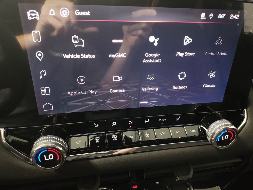 New 2026 GMC Canyon Elevation w/ Convenience Package image 29