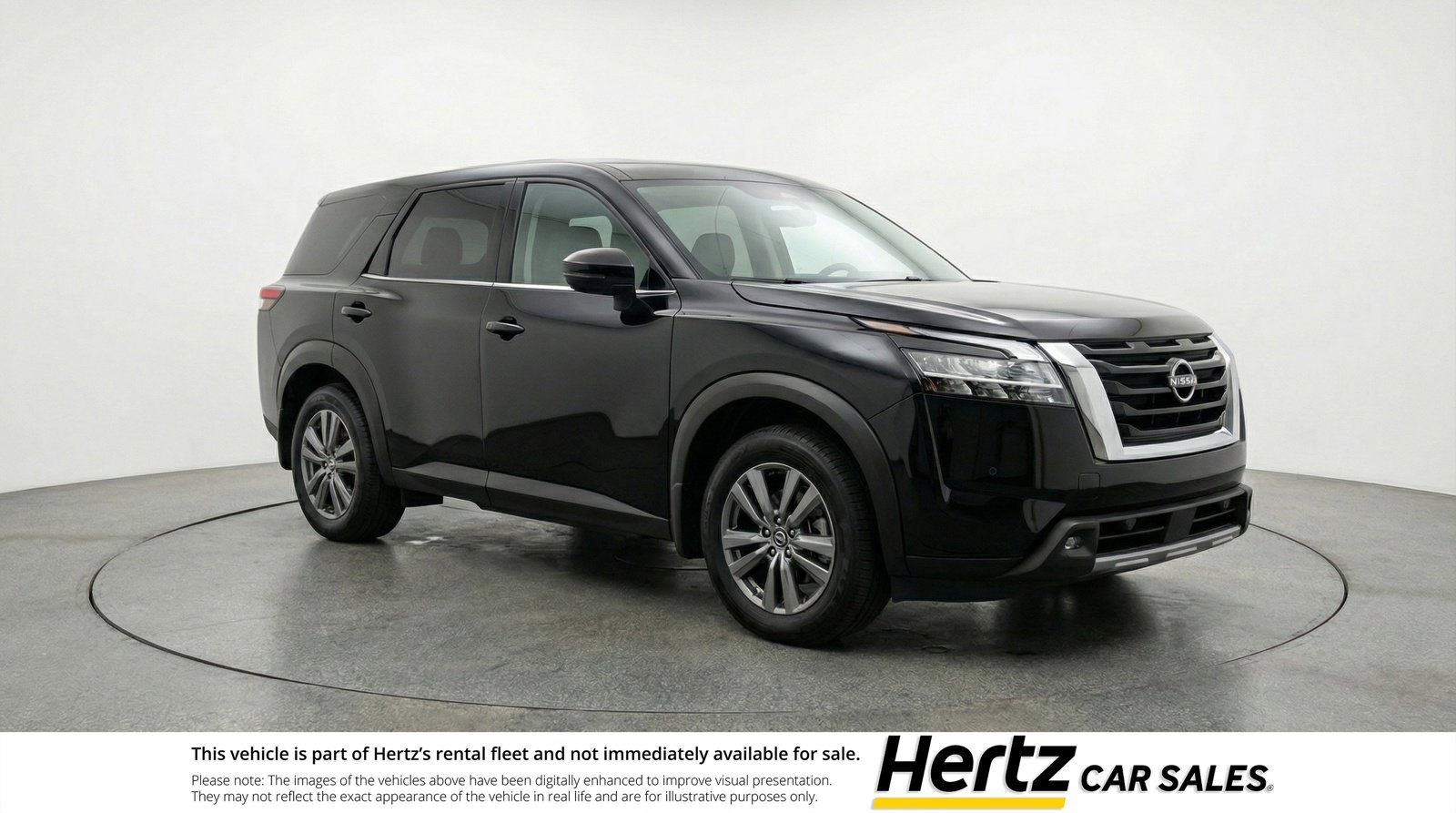 Used 2025 Nissan Pathfinder SV image 1