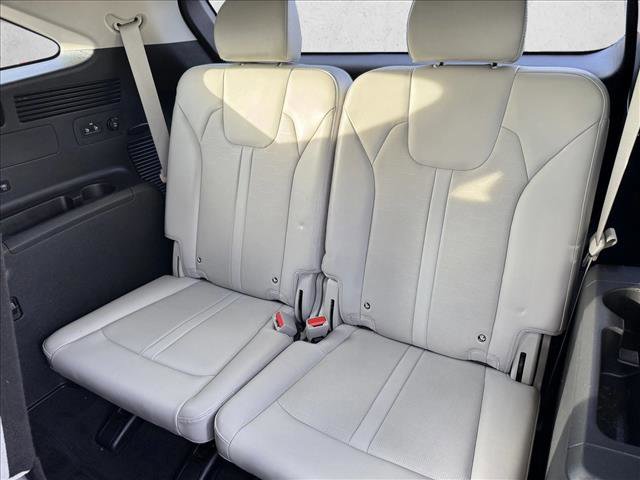 Used 2024 Kia Sorento S w/ Panoramic Sunroof Package image 19