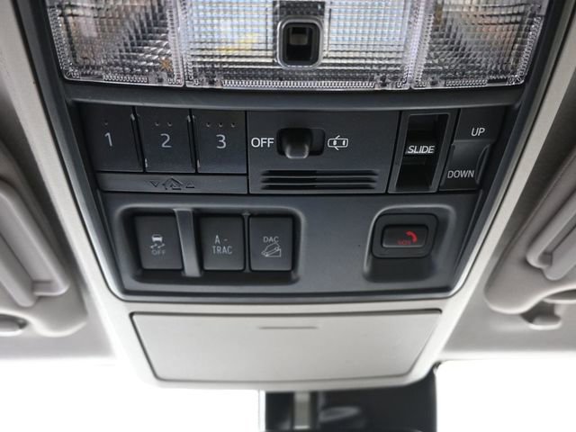 Certified 2022 Toyota 4Runner SR5 Premium w/ Moonroof Package image 24