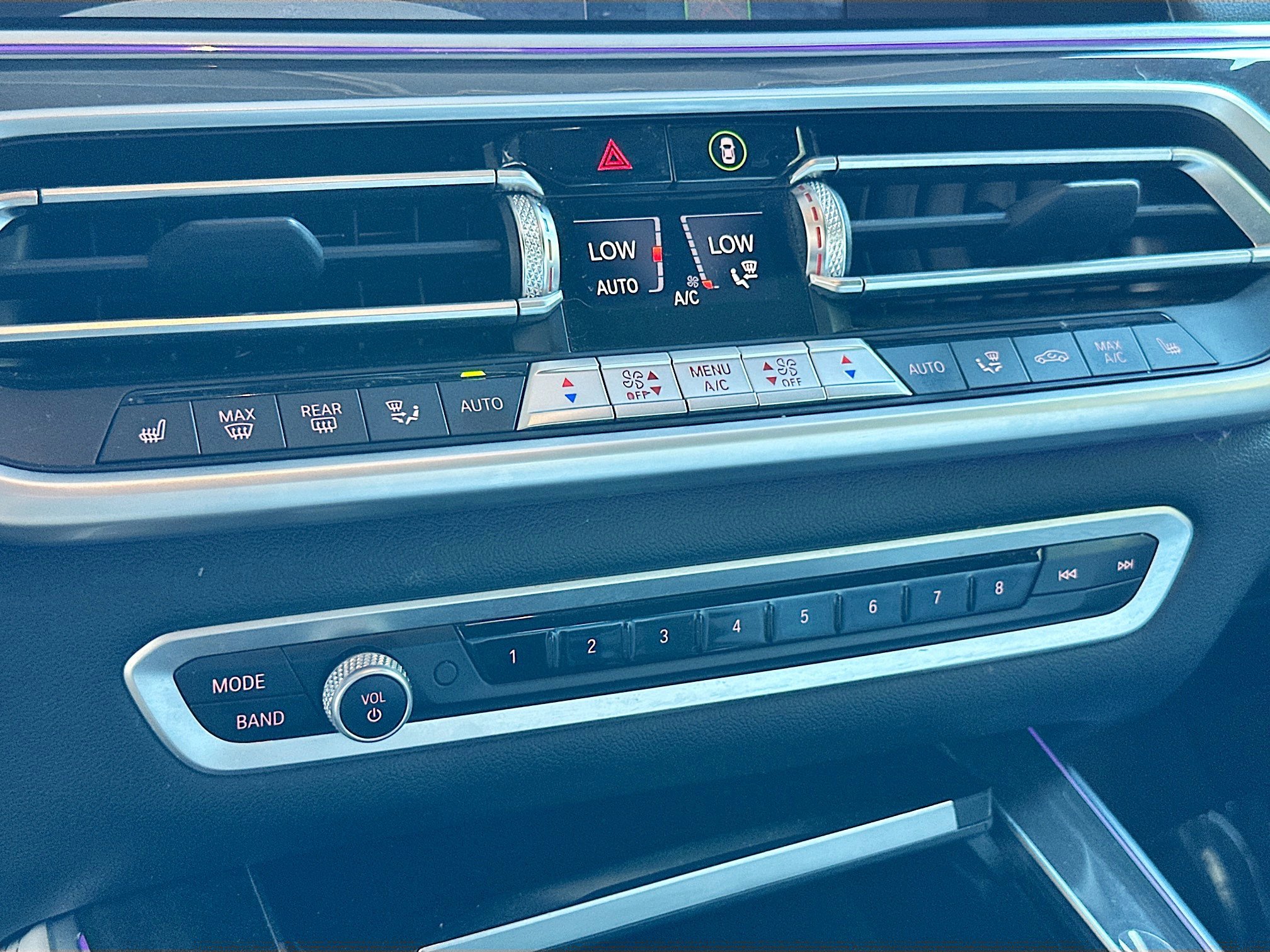 Used 2023 BMW X5 sDrive40i w/ M Sport Package image 16