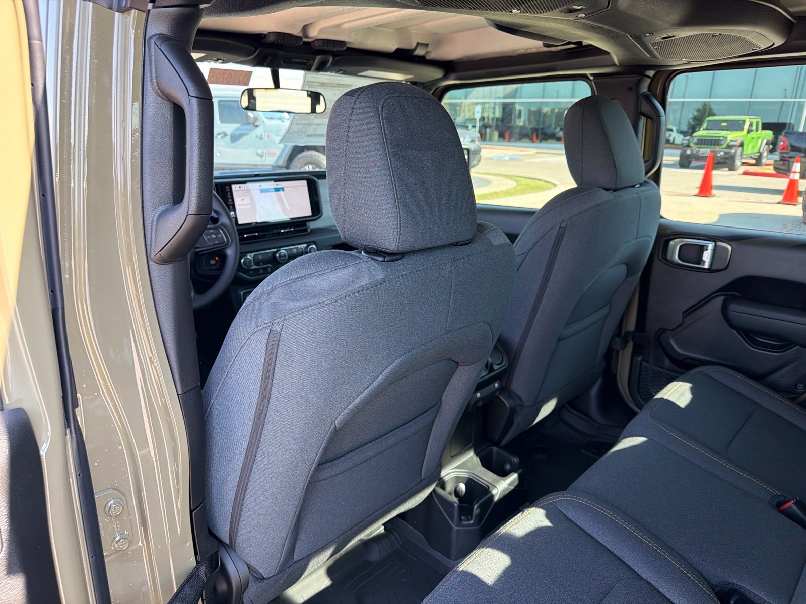 New 2026 Jeep Gladiator Sport AWD/4WD image 16