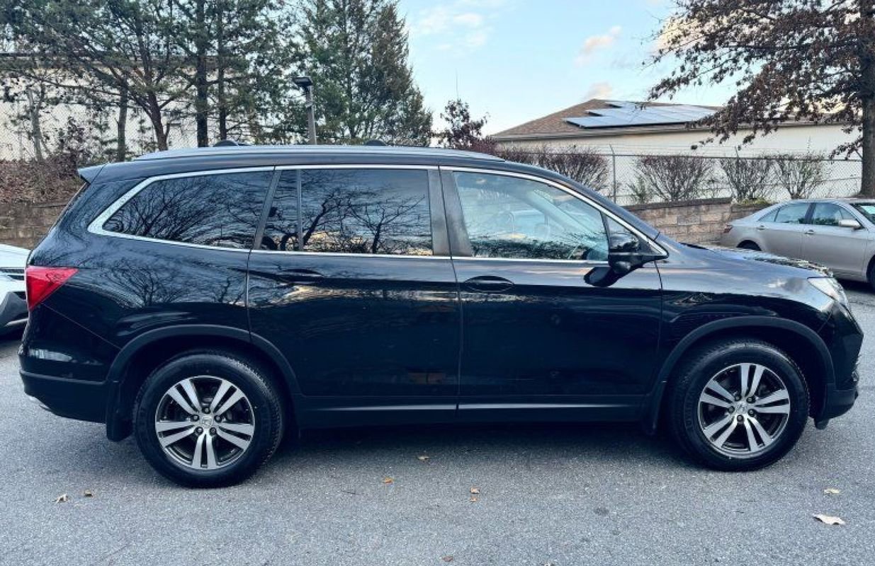 Used 2017 Honda Pilot EX-L image 8