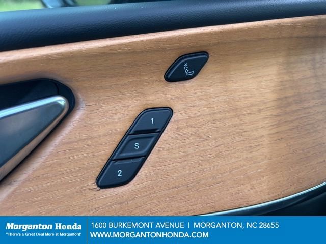 Used 2024 Jeep Grand Cherokee L Summit image 17