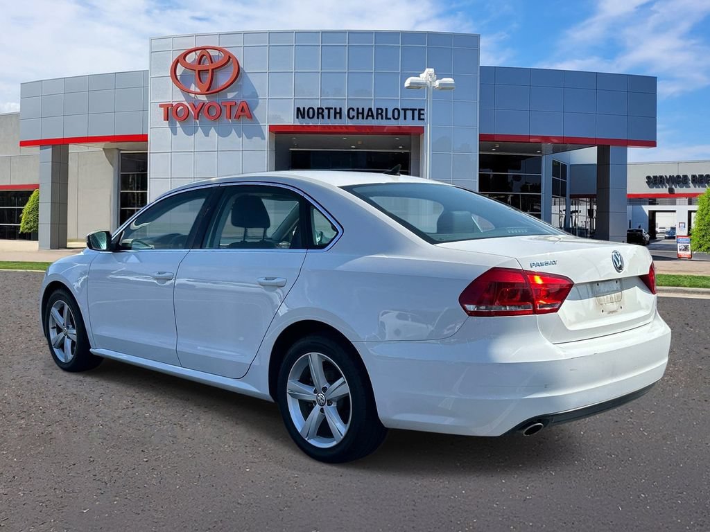 Used 2013 Volkswagen Passat 2.5 SE FWD image 4