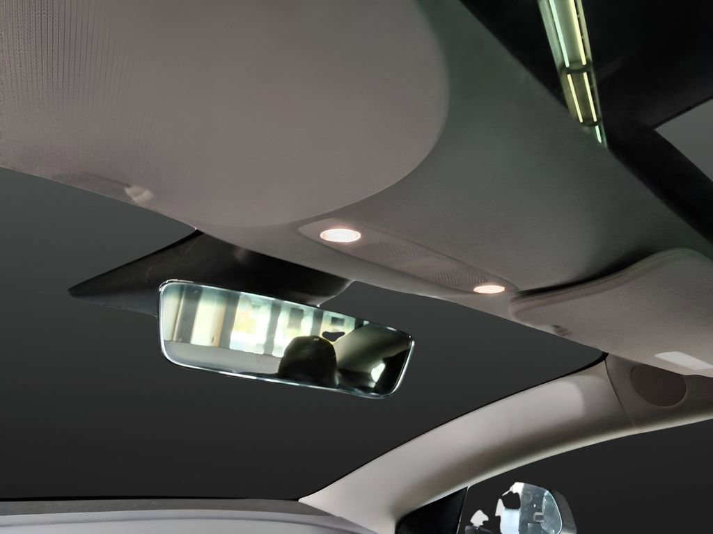 Used 2022 Tesla Model 3 Long Range image 29