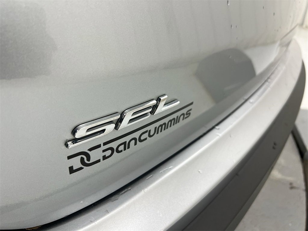 Used 2023 Ford Edge SEL image 25