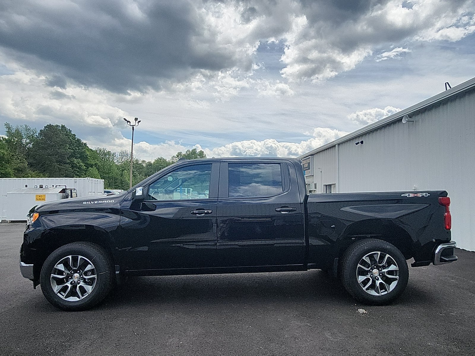 New 2026 Chevrolet Silverado 1500 LT AWD/4WD image 2