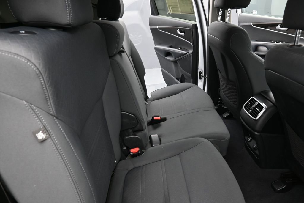 Used 2020 Kia Sorento LX w/ LX I4 Convenience Package AWD/4WD image 12