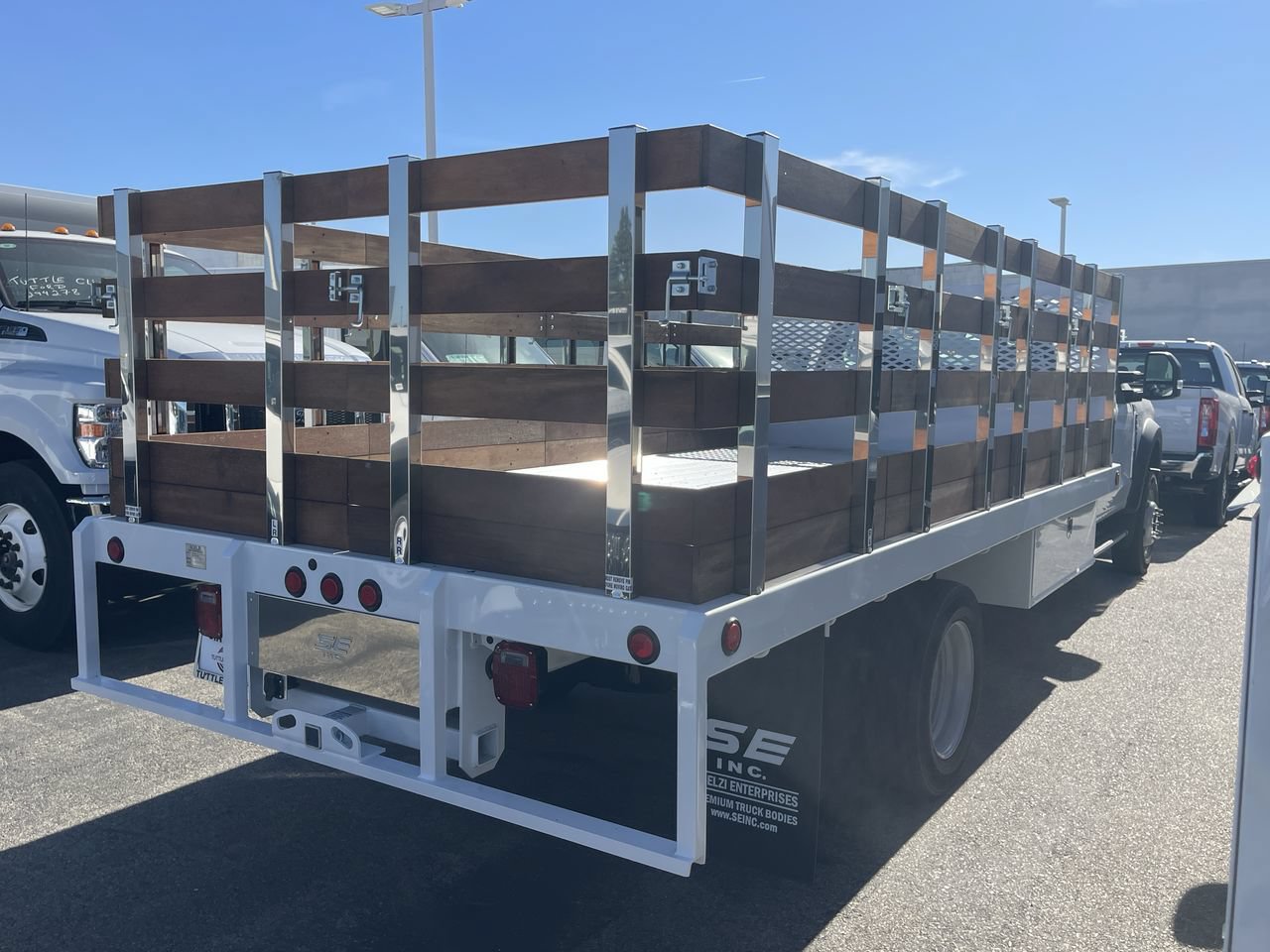 New 2026 Ford F550 2WD Regular Cab Super Duty image 6