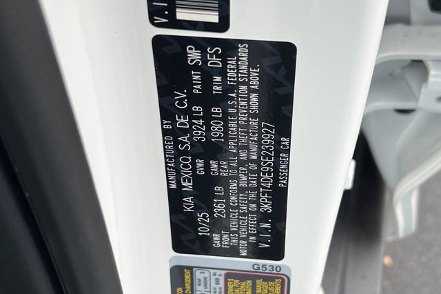 New 2025 Kia K4 LX image 33