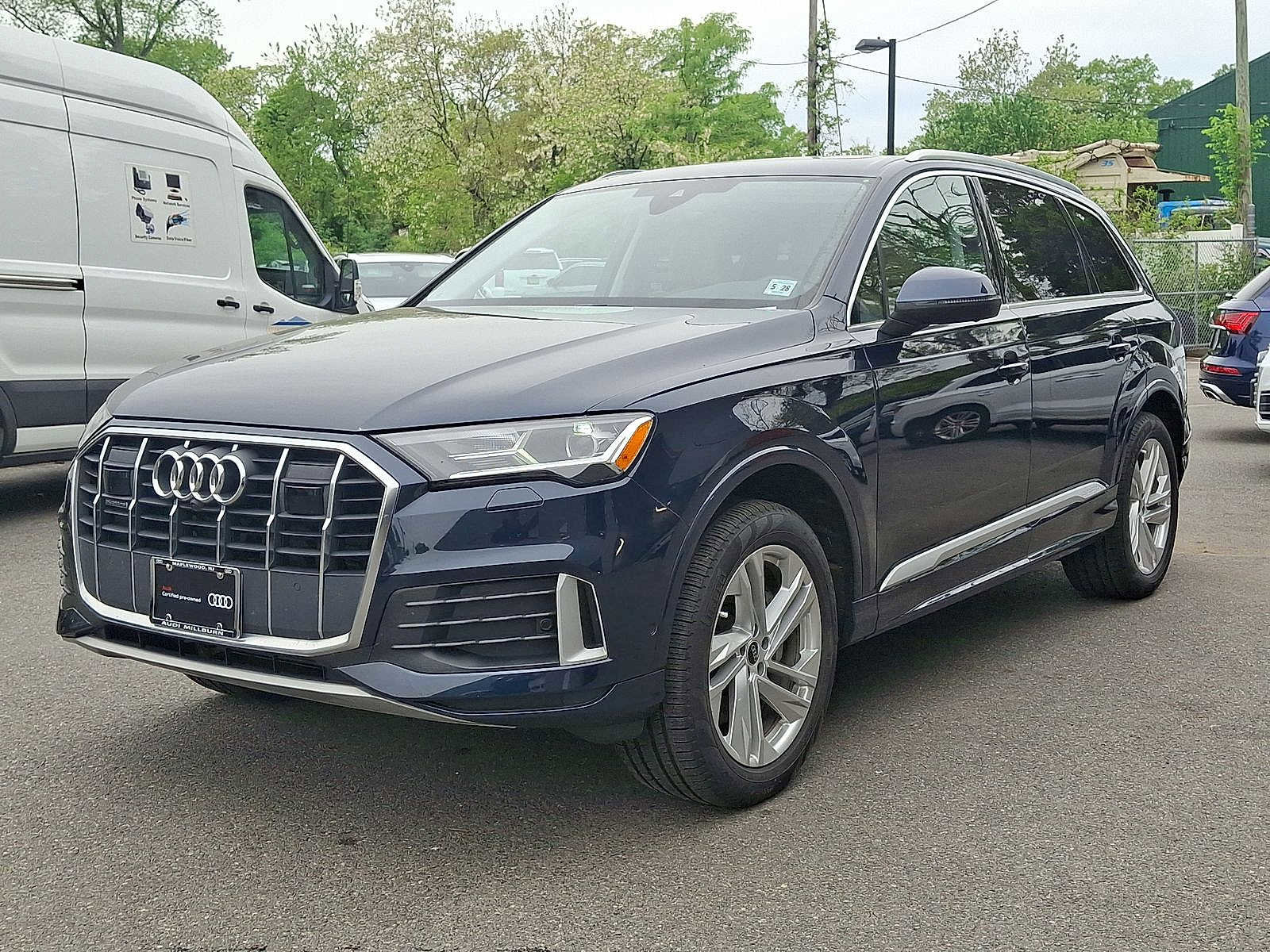 Certified 2023 Audi Q7 2.0T Premium w/ Convenience Package AWD/4WD image 1