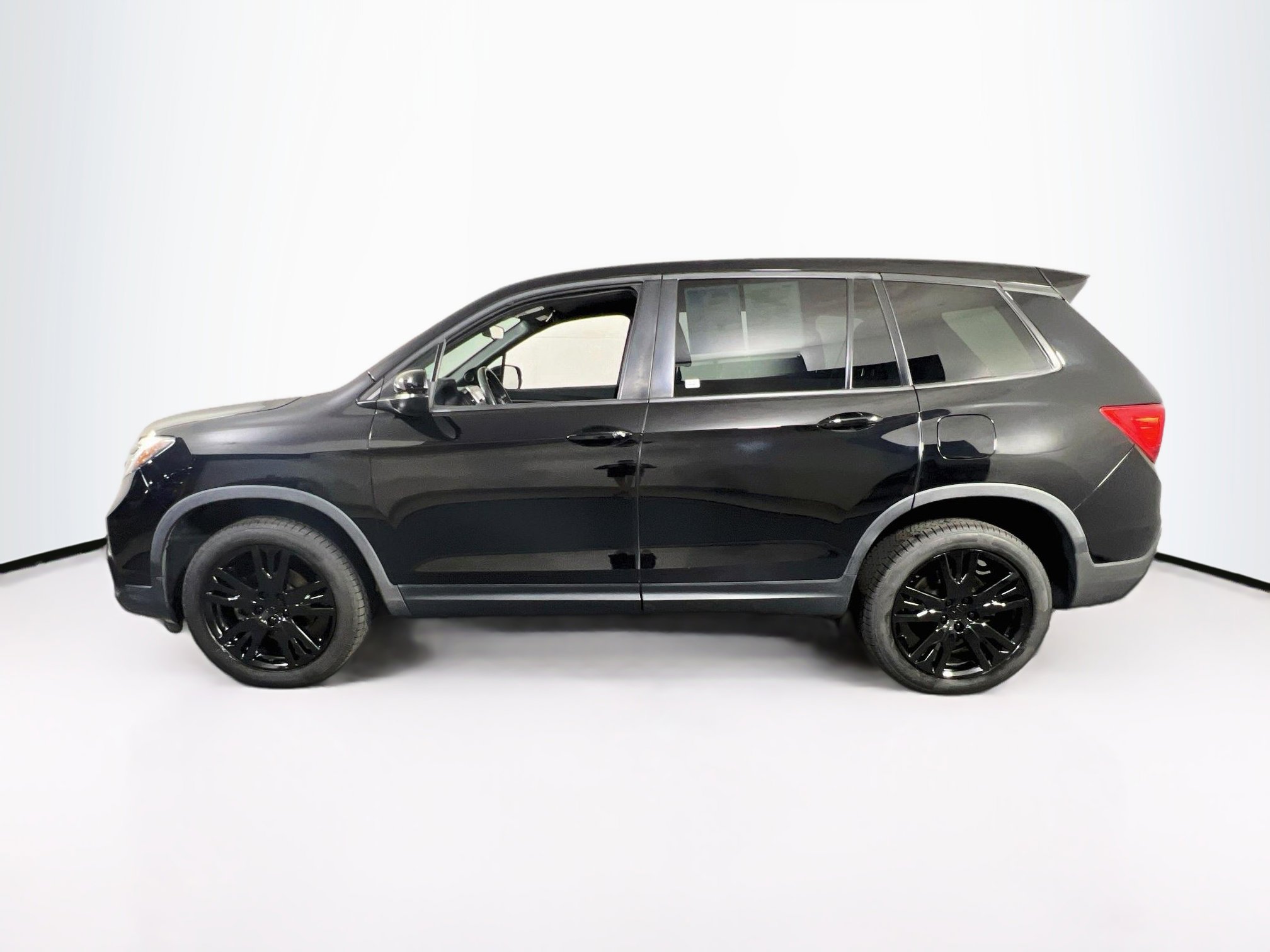 Used 2019 Honda Passport Sport image 8