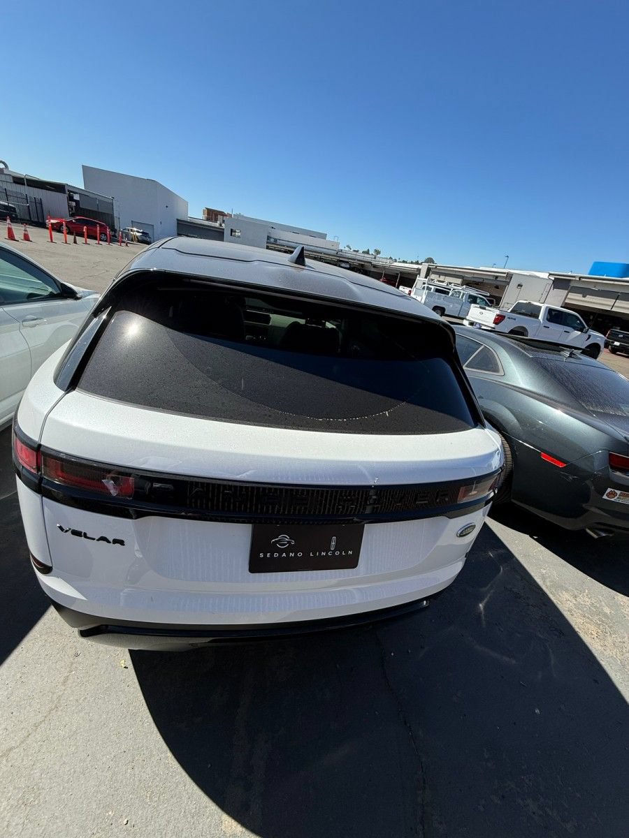 Used 2022 Land Rover Range Rover Velar S AWD/4WD image 2
