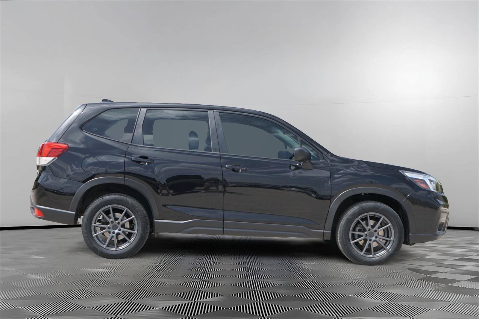 Used 2020 Subaru Forester w/ Popular Package #1 AWD/4WD image 4