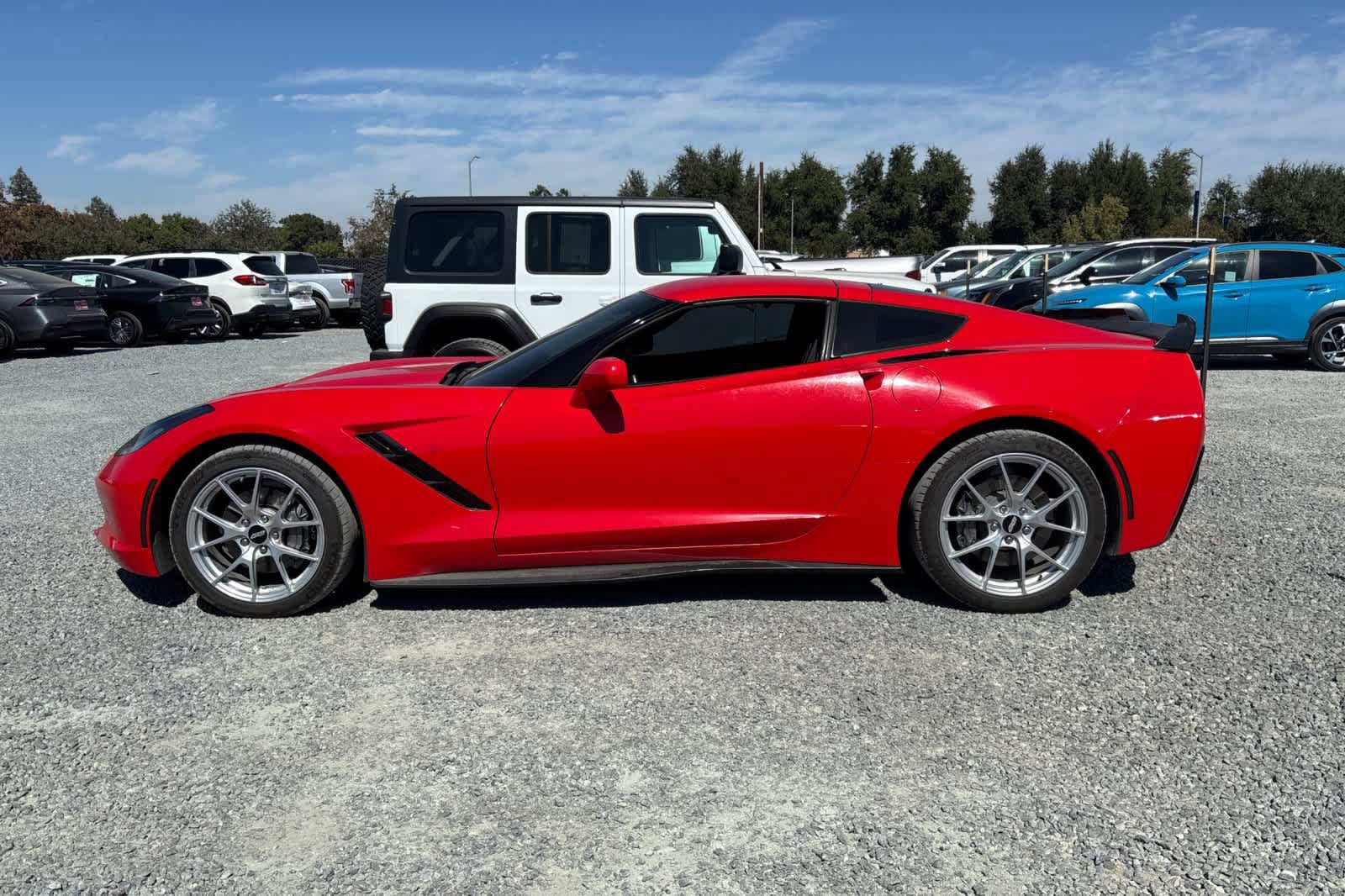 Used 2017 Chevrolet Corvette Stingray Coupe w/ 1LT RWD image 5