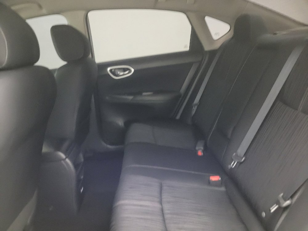 Used 2017 Nissan Sentra SV FWD image 18