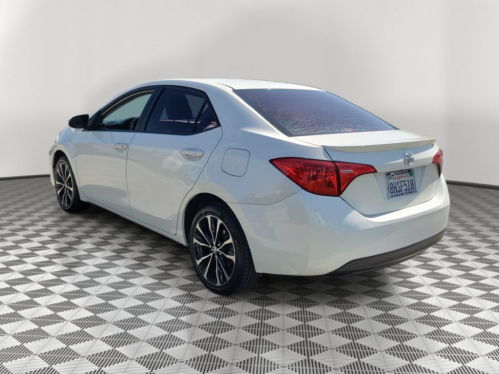 Used 2019 Toyota Corolla SE w/ Carpet Mat Package (TMS) FWD image 4