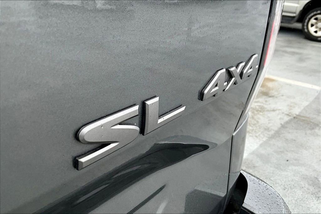 Used 2024 Nissan Frontier SL w/ Technology Package AWD/4WD image 34