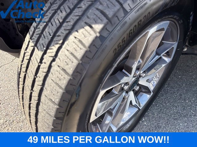 Used 2024 Jeep Wrangler Unlimited w/ Convenience Group AWD/4WD image 7