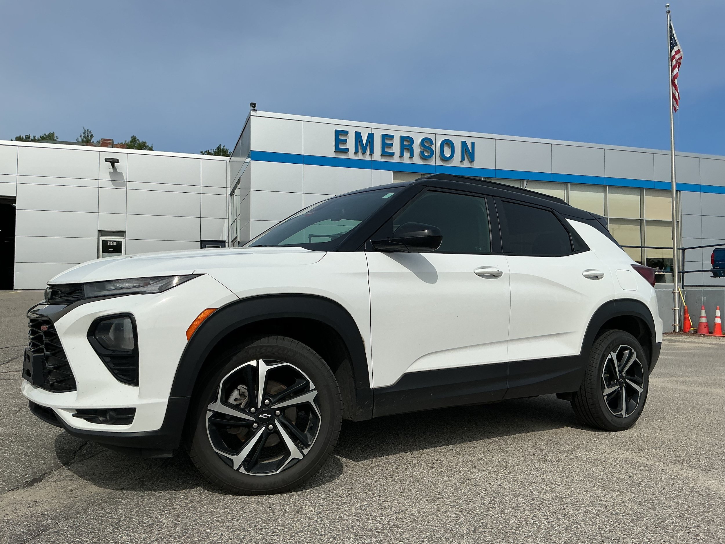 Certified 2023 Chevrolet TrailBlazer RS w/ Convenience Package AWD/4WD image 1