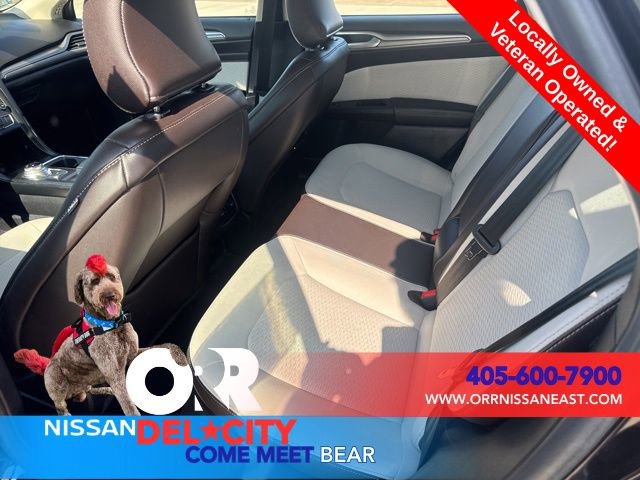 Used 2019 Ford Fusion SE w/ Equipment Group 151A FWD image 8