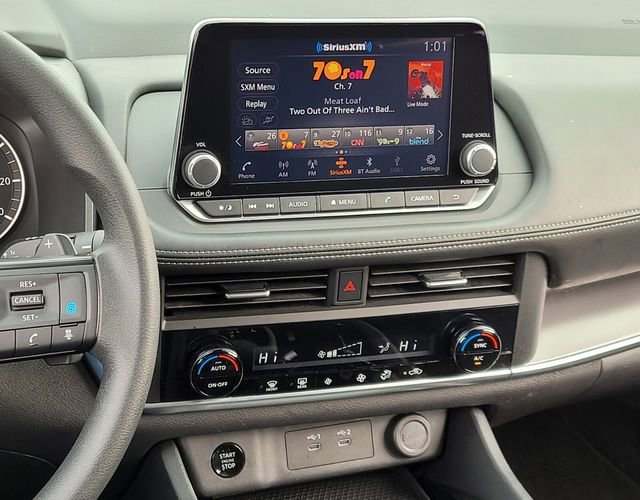 Used 2024 Nissan Rogue SV image 23