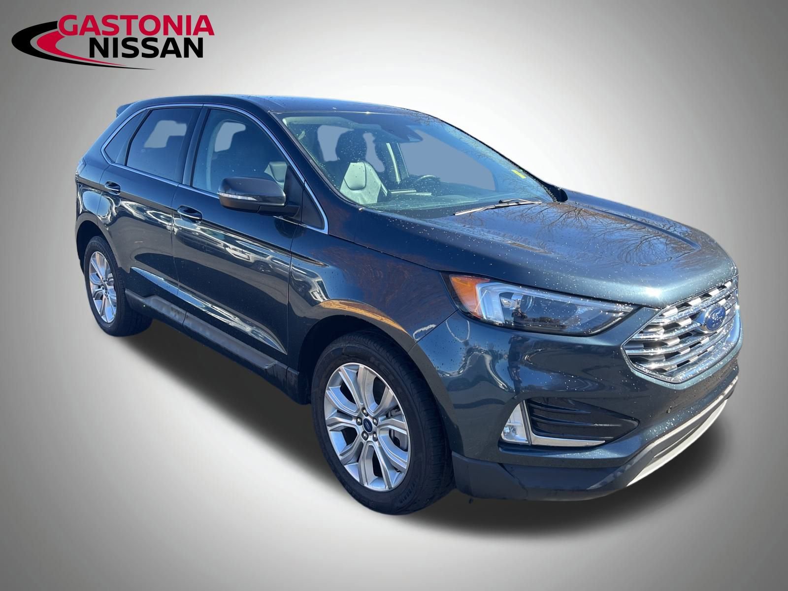 Used 2022 Ford Edge Titanium image 25