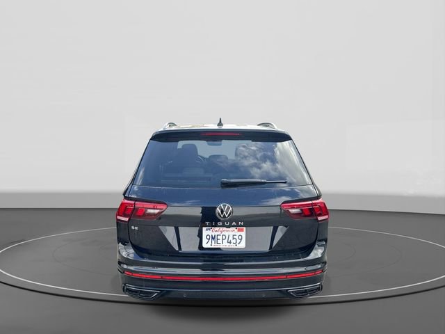 Certified 2024 Volkswagen Tiguan SE R-Line FWD image 4