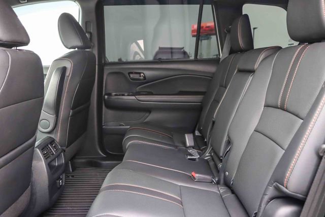 Used 2023 Honda Passport TrailSport image 19