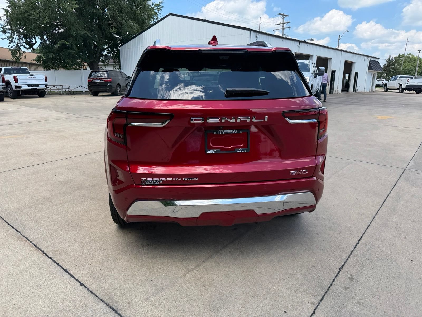 New 2026 GMC Terrain Denali AWD/4WD image 31