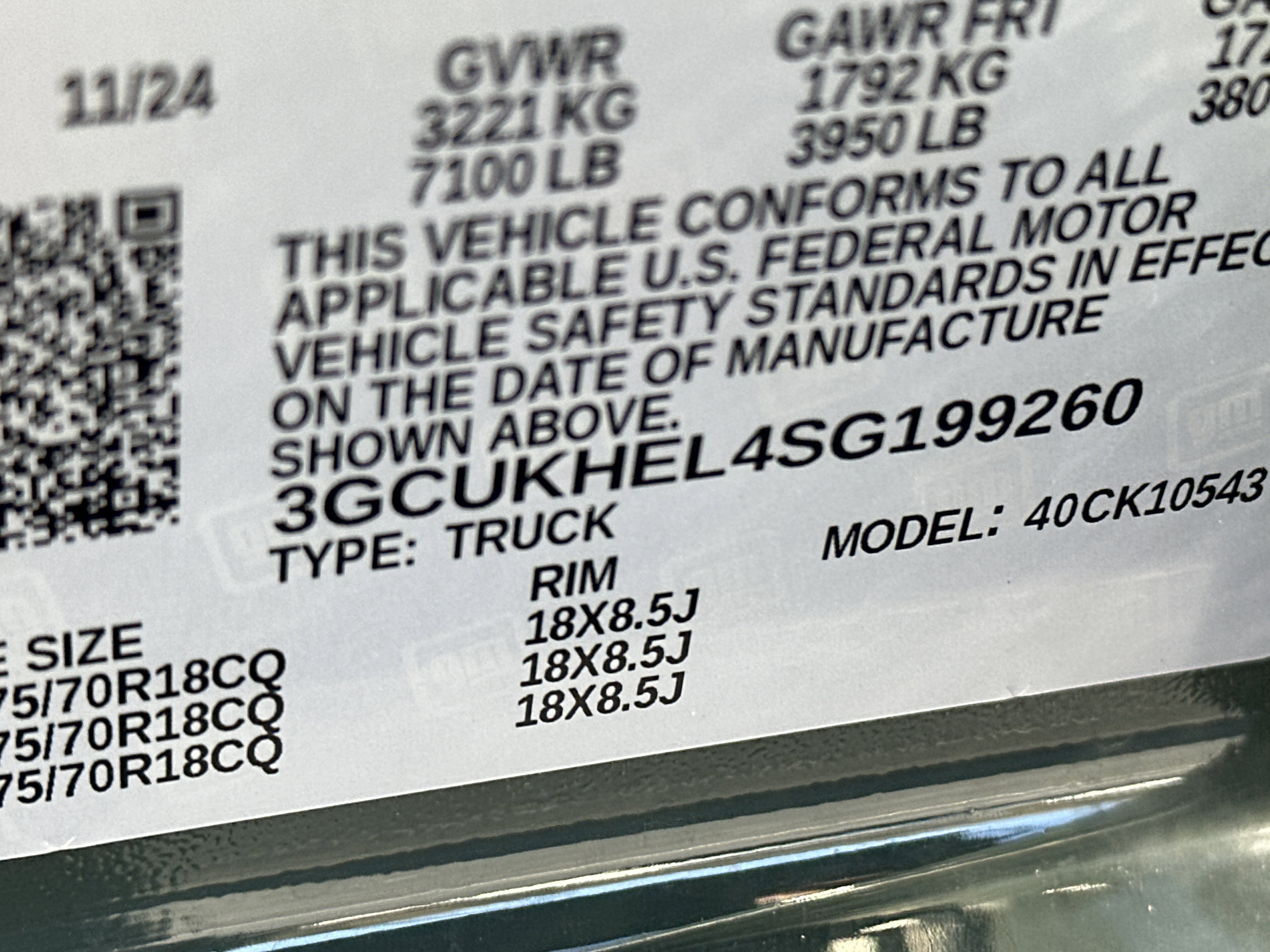 Certified 2025 Chevrolet Silverado 1500 ZR2 w/ Technology Package image 34