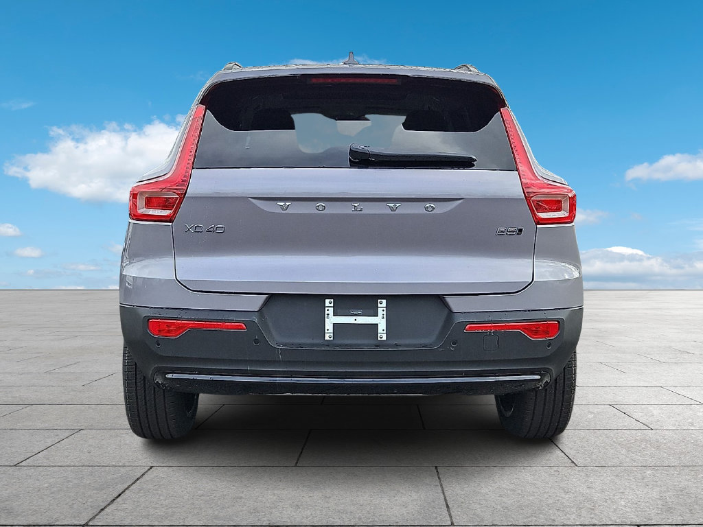 New 2026 Volvo XC40 B5 Ultra w/ Protection Package Premier AWD/4WD image 6