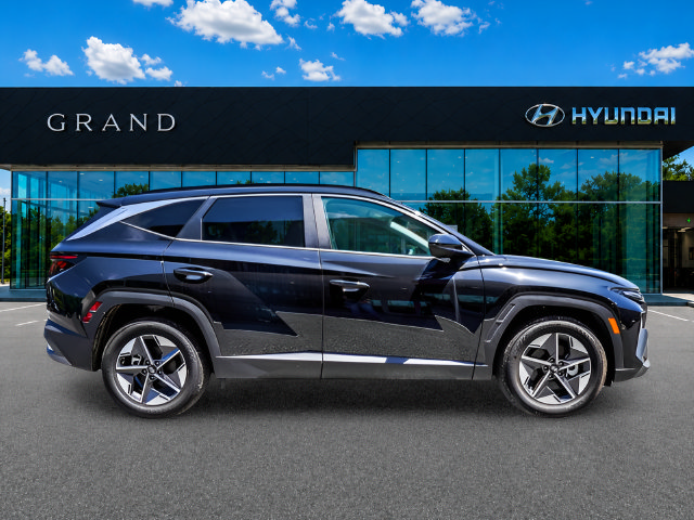 New 2026 Hyundai Tucson SEL Plus FWD image 6
