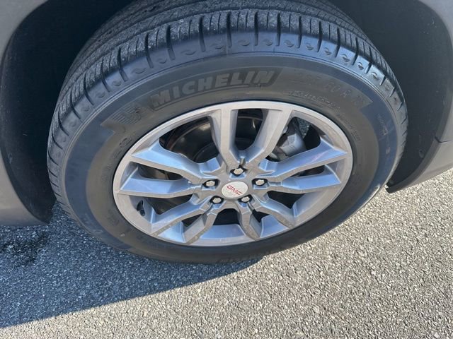 Used 2024 GMC Terrain SLT image 22