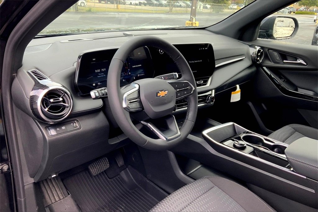 New 2026 Chevrolet Equinox LT image 7