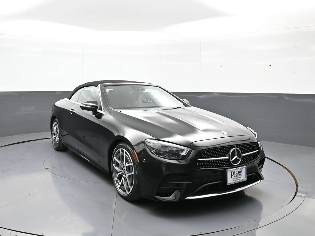 Used 2023 Mercedes-Benz E 450 4MATIC Cabriolet image 3