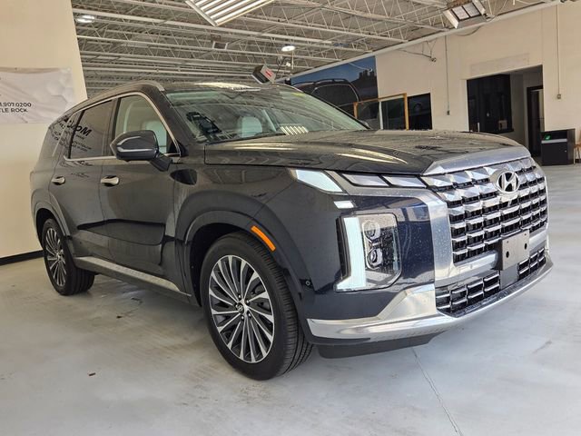 Used 2025 Hyundai Palisade Calligraphy image 4