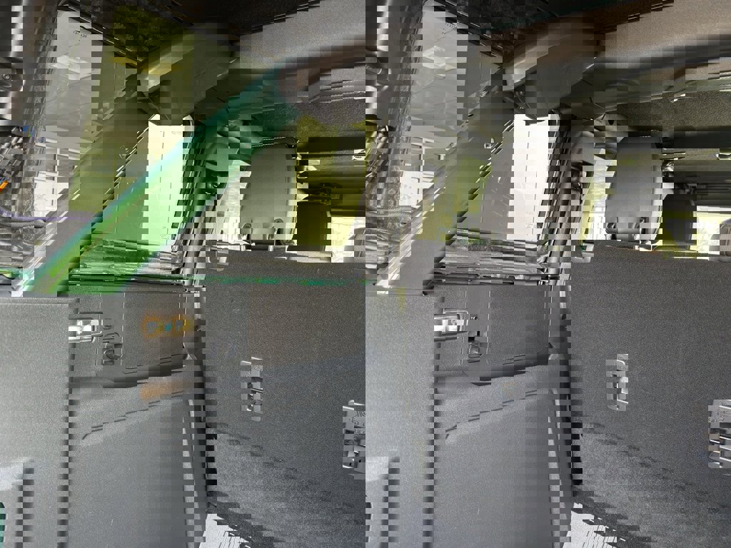 New 2025 Ford Bronco Outer Banks w/ Sasquatch Package AWD/4WD image 8