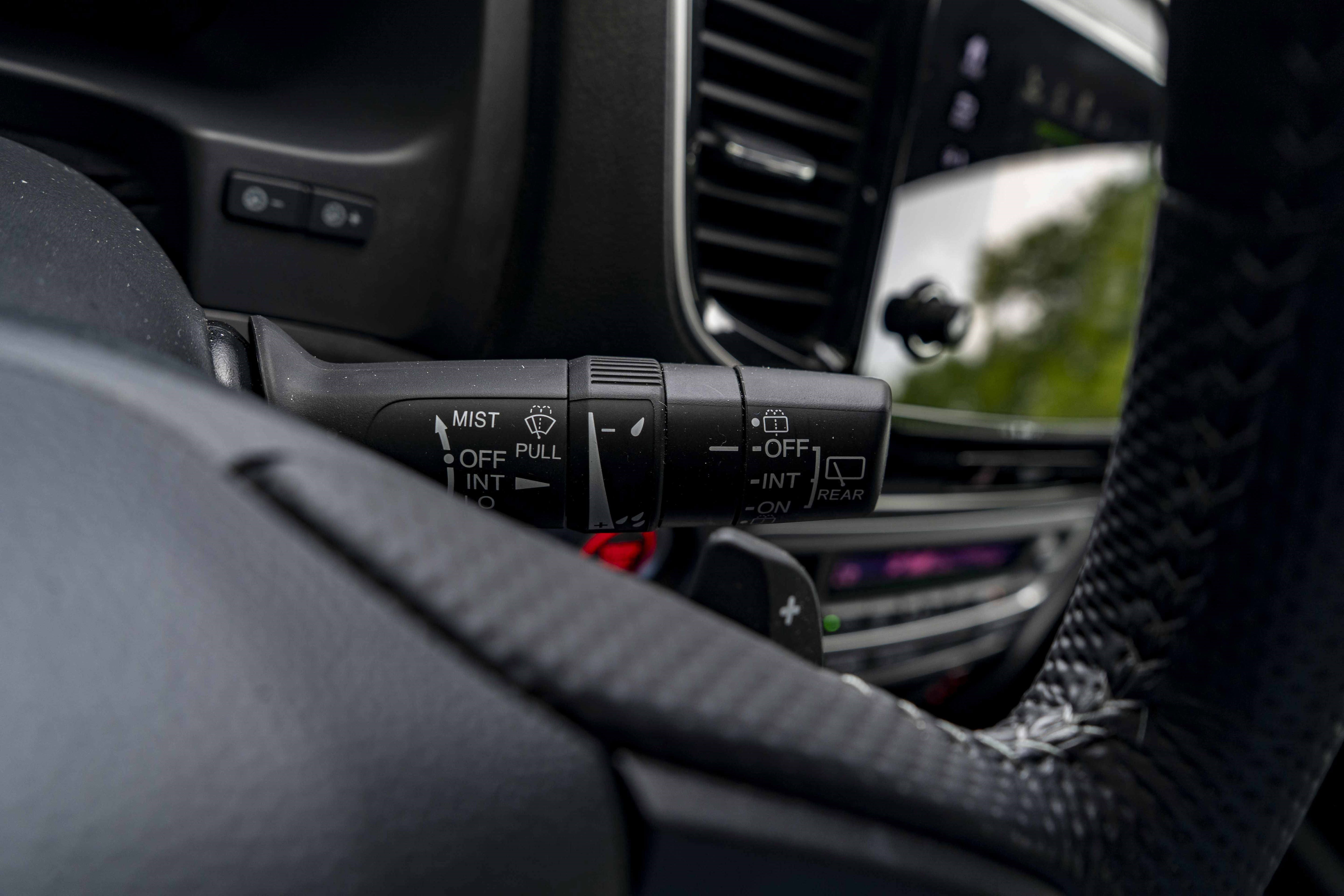Used 2025 Honda Passport EX-L image 24