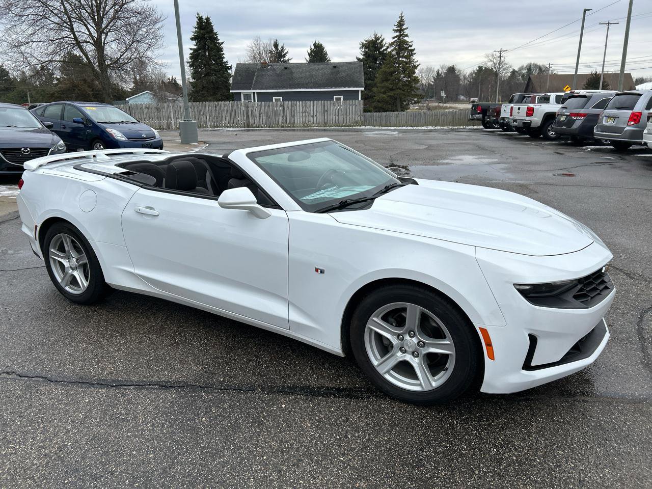 Used 2020 Chevrolet Camaro LT image 12