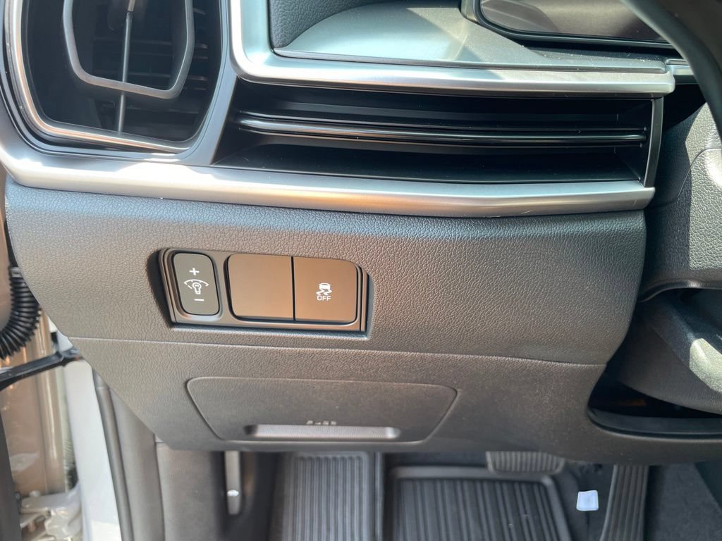 New 2026 Kia Sorento S w/ S Panoramic Sunroof Package FWD image 14