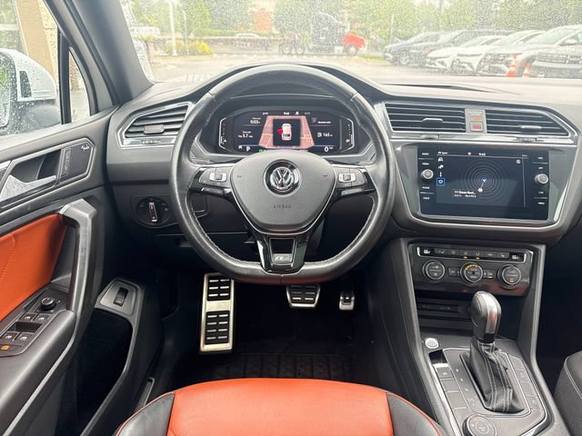 Used 2021 Volkswagen Tiguan SEL Premium R-Line w/ 3rd Row Seat Package AWD/4WD image 13