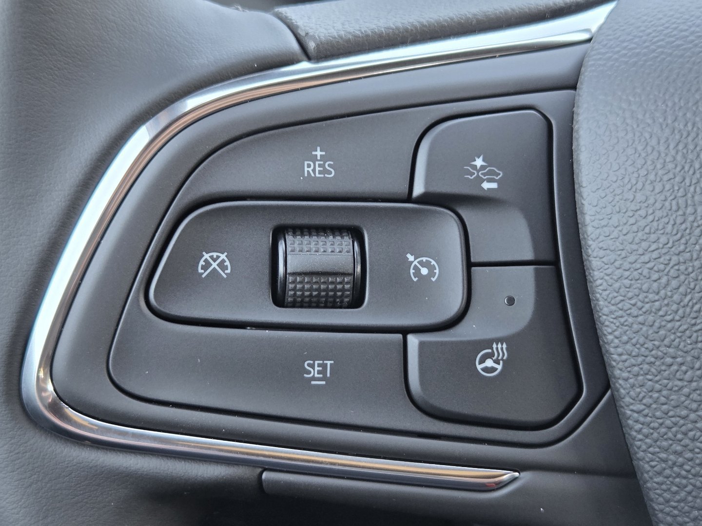 New 2026 Buick Envista Sport Touring w/ Convenience I Package FWD image 28