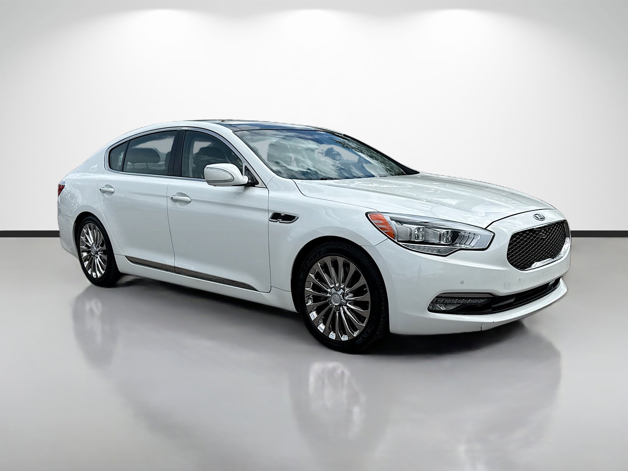 Used 2017 Kia K900 Luxury