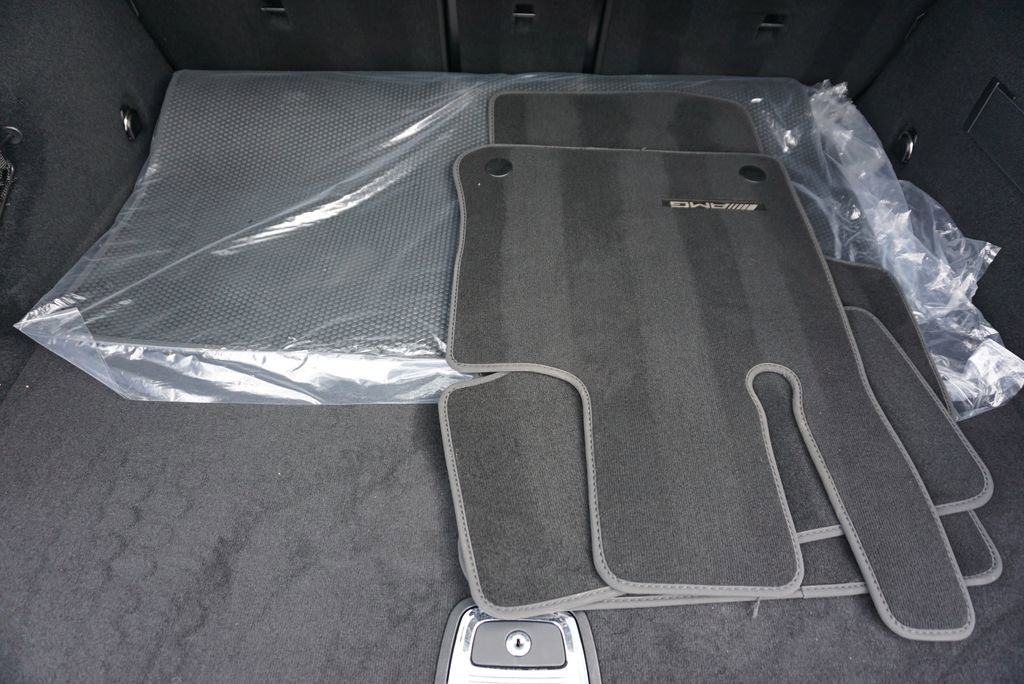 Certified 2025 Mercedes-Benz GLC 300 GLC 300 image 68